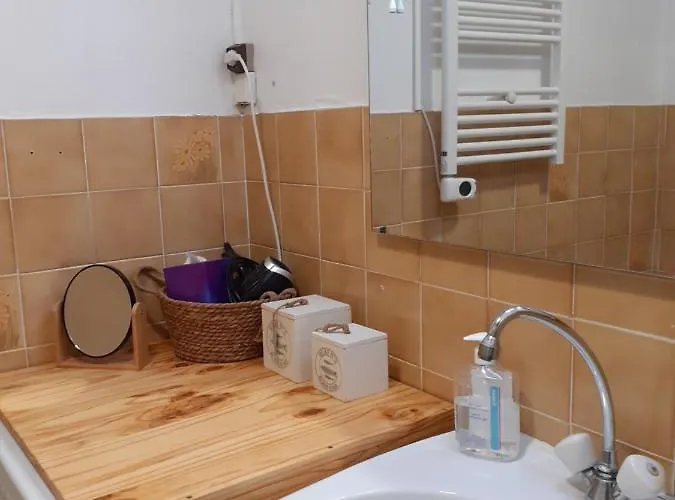 Апартаменты Mes A La 4 Pers, Parking Prive, Wifi, Linges Fournis, Climatisation Ла-Гранд-Мот